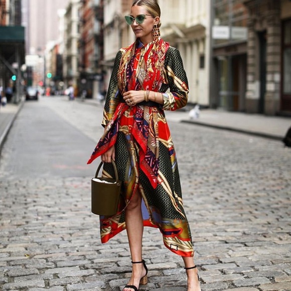 GORGEOUS ZARA NWT Printed Dress with Tie Belt - Picture 7 of 8